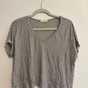 Nordstrom Short Sleeve V-Neck Tee in Black and White Stripes
